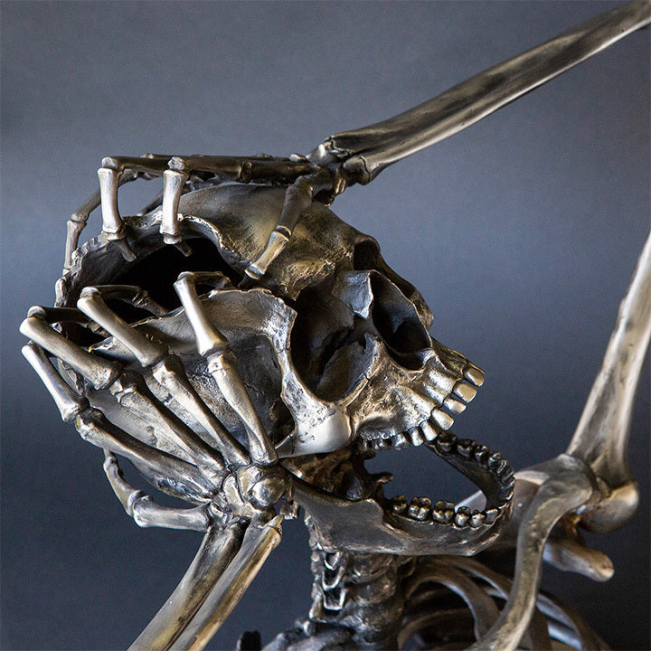 aakip™-Break the Rules Madness Skeleton Bust Sculpture