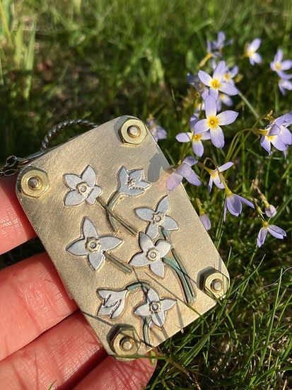 π2025 Micro Flower Press