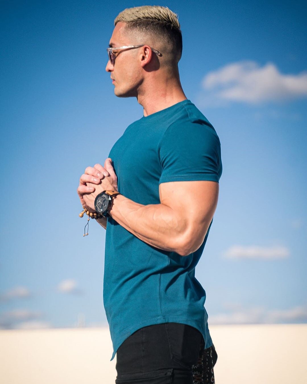 aakip™-ESSENTIAL DROP-CUT T-SHIRT