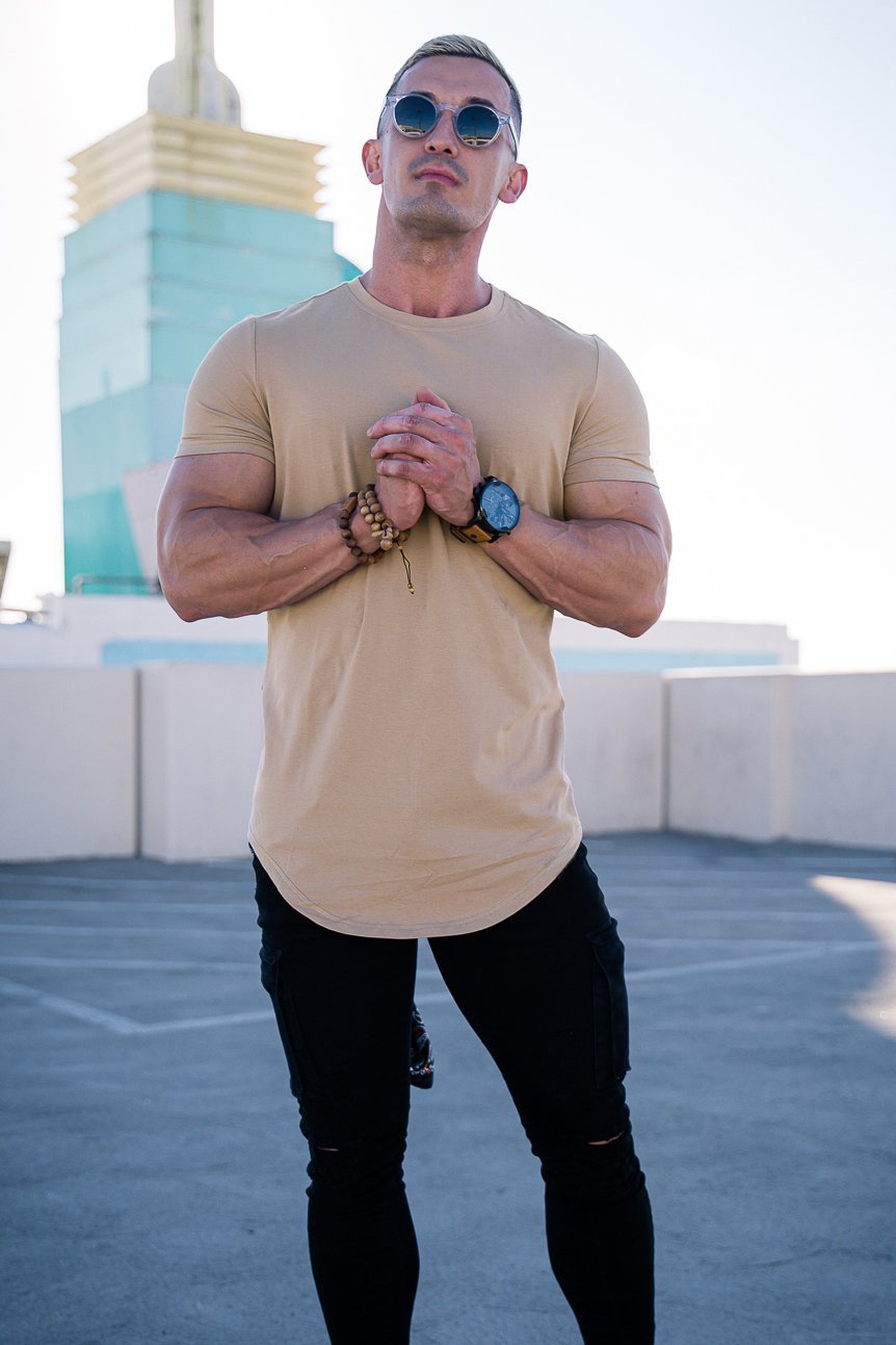 aakip™-ESSENTIAL DROP-CUT T-SHIRT
