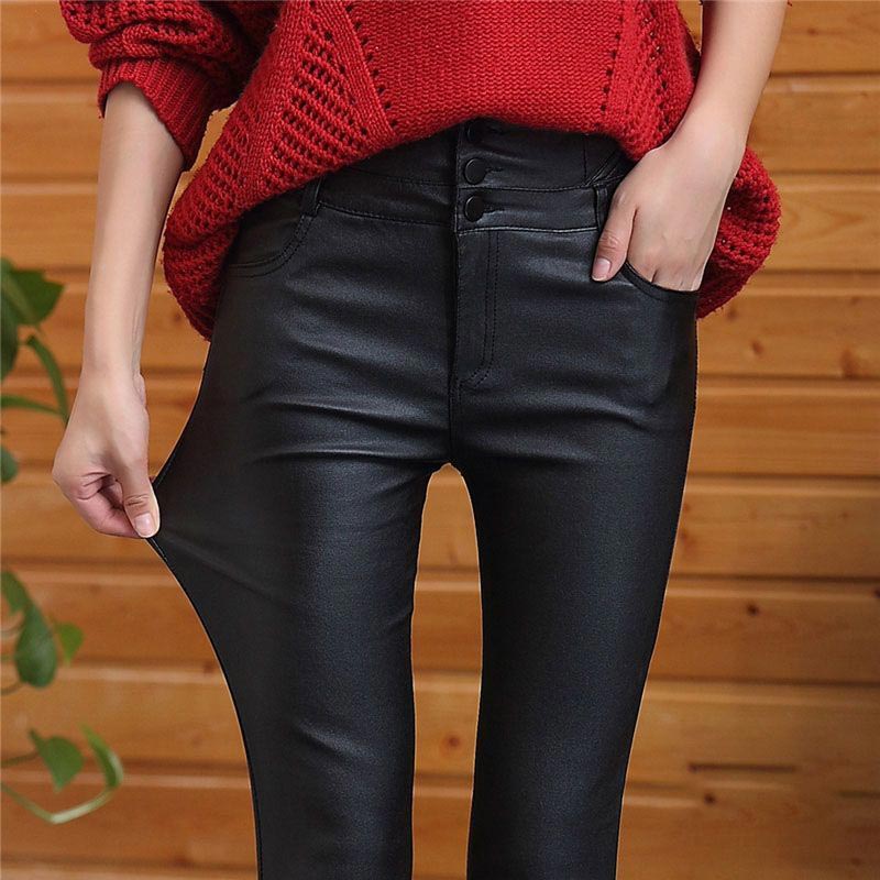 Nice Gift! 3-button Quilted Matte Leather Leggings for Women