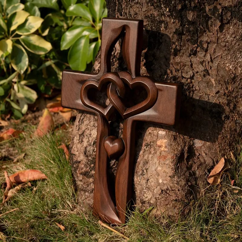 Intertwined Heart Wooden Cross(6.3*9.8 in)