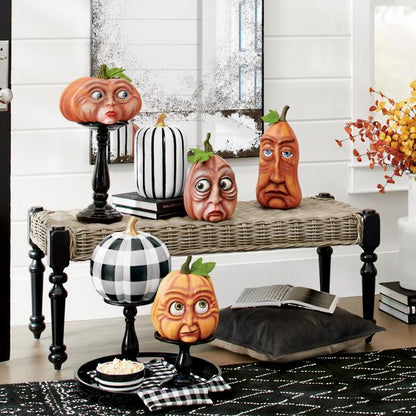 aakip™-Expressive Pumpkin