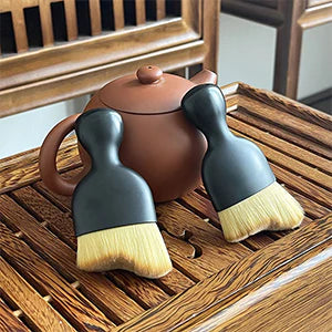 aakip™-🔥Hot Selling🔥Exclusive Logo Customization🚗Car Interior Cleaning Multi-Tool Brush(2PCS)